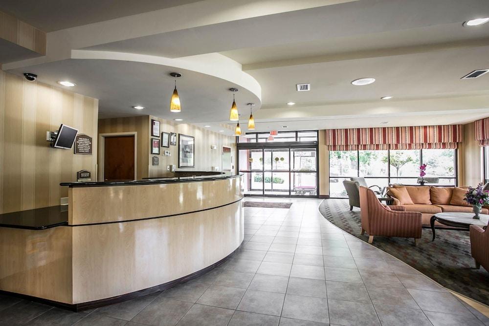 Comfort Suites Columbia Northeast - Fort Jackson Exterior foto