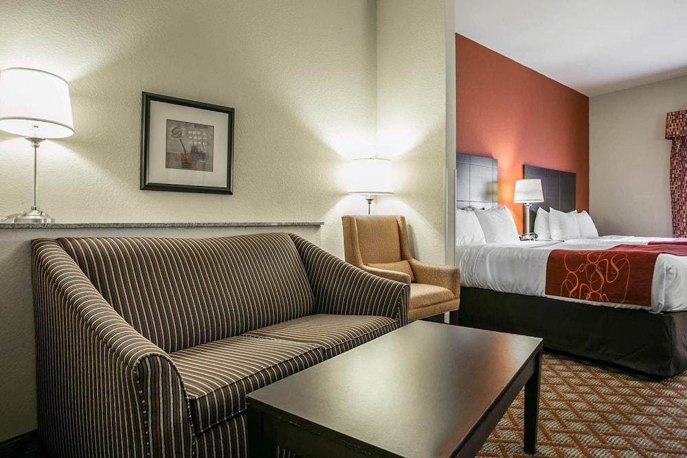Comfort Suites Columbia Northeast - Fort Jackson Exterior foto
